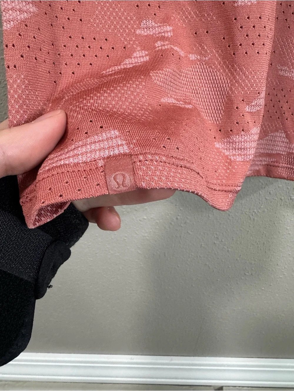 Lululemon Train To Be Short Sleeve Mosaic Multiply